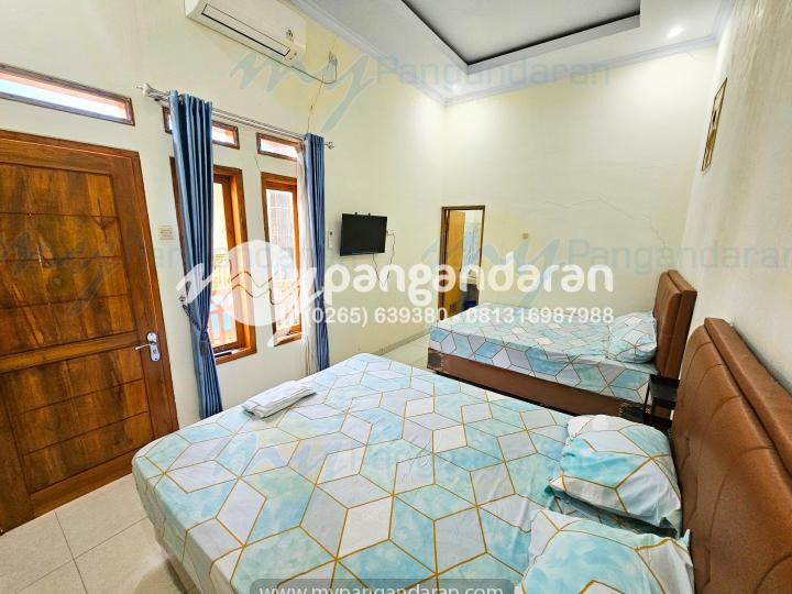  tampilan kamar tidur yisar beach in pangandaran